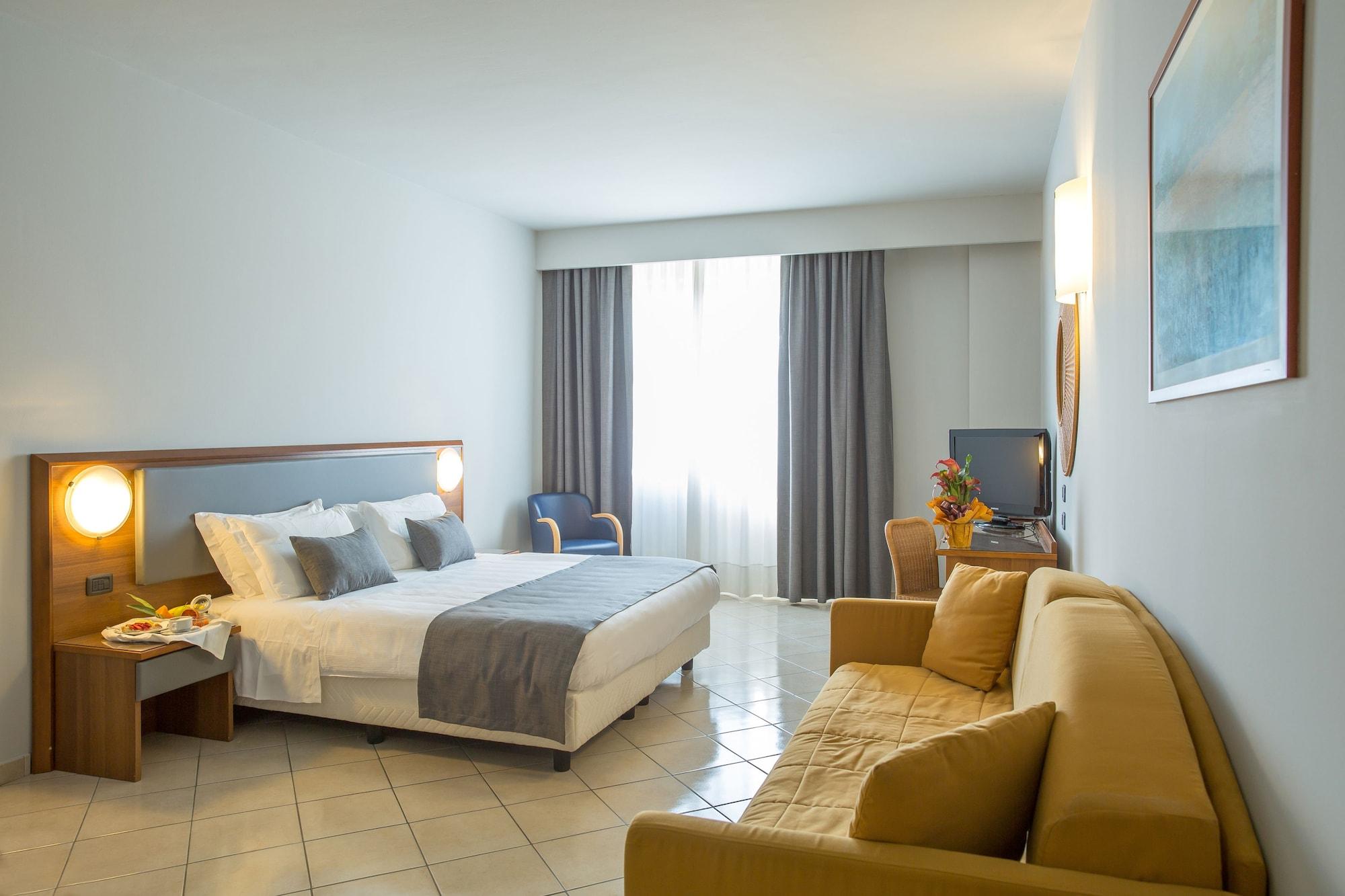 Blu Hotel - Sure Hotel Collection By Best Western Collegno Bagian luar foto