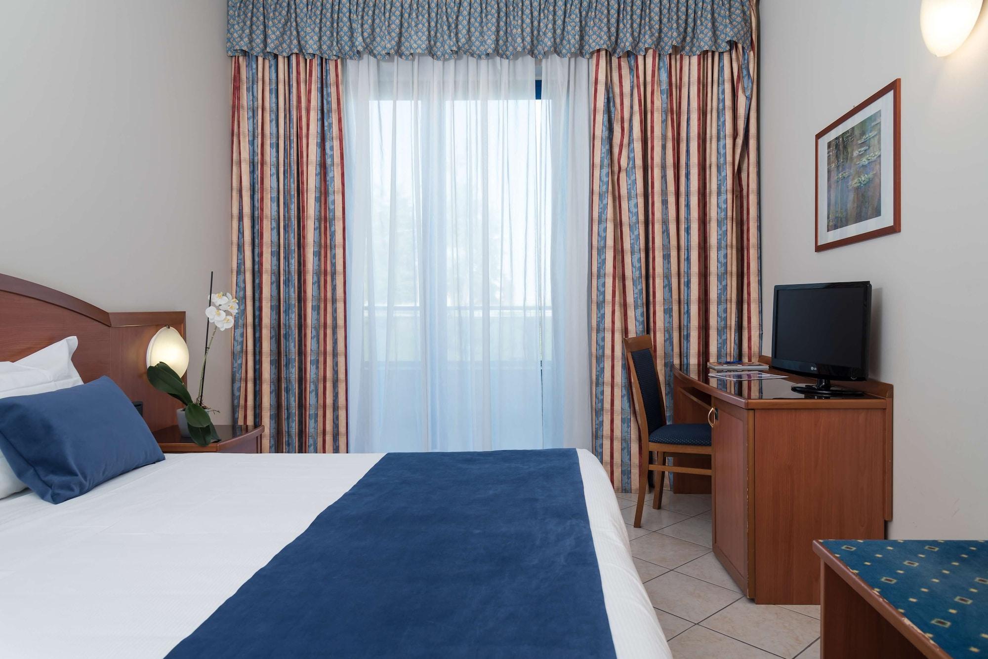 Blu Hotel - Sure Hotel Collection By Best Western Collegno Bagian luar foto